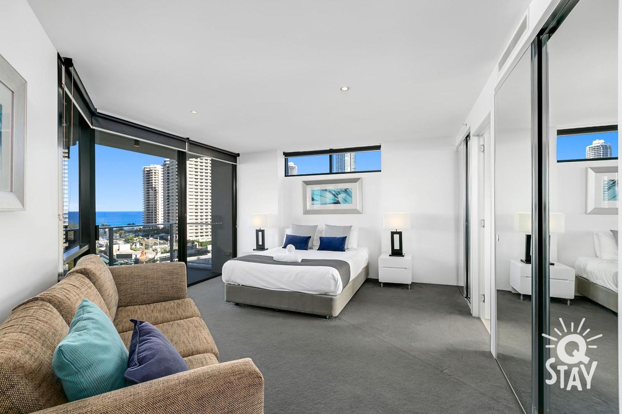 Circle On Cavill - Qstay Gold Coast Extérieur photo