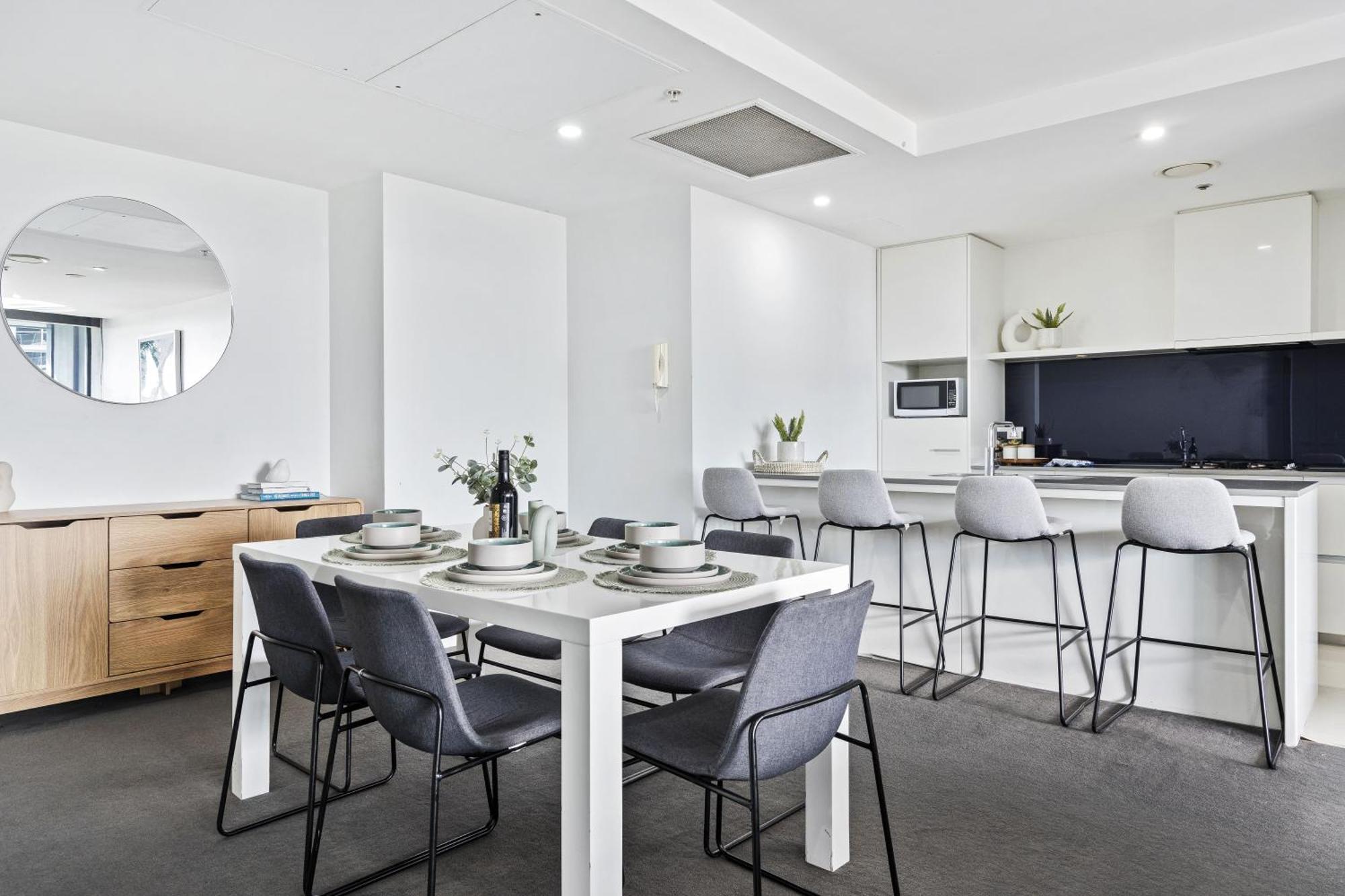 Circle On Cavill - Qstay Gold Coast Extérieur photo