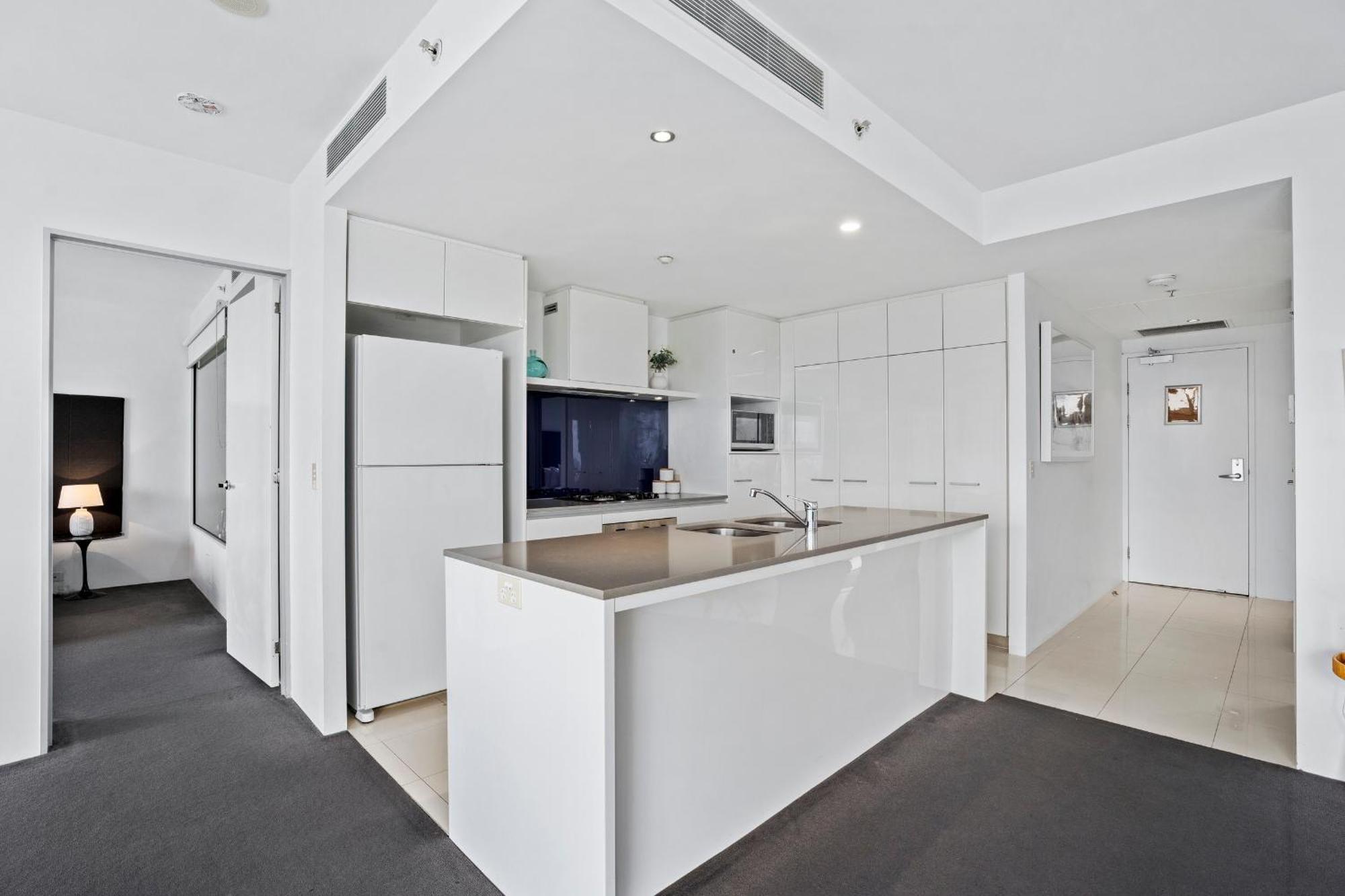 Circle On Cavill - Qstay Gold Coast Extérieur photo