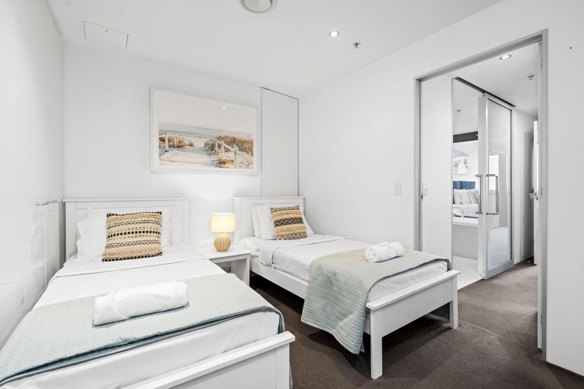 Circle On Cavill - Qstay Gold Coast Extérieur photo