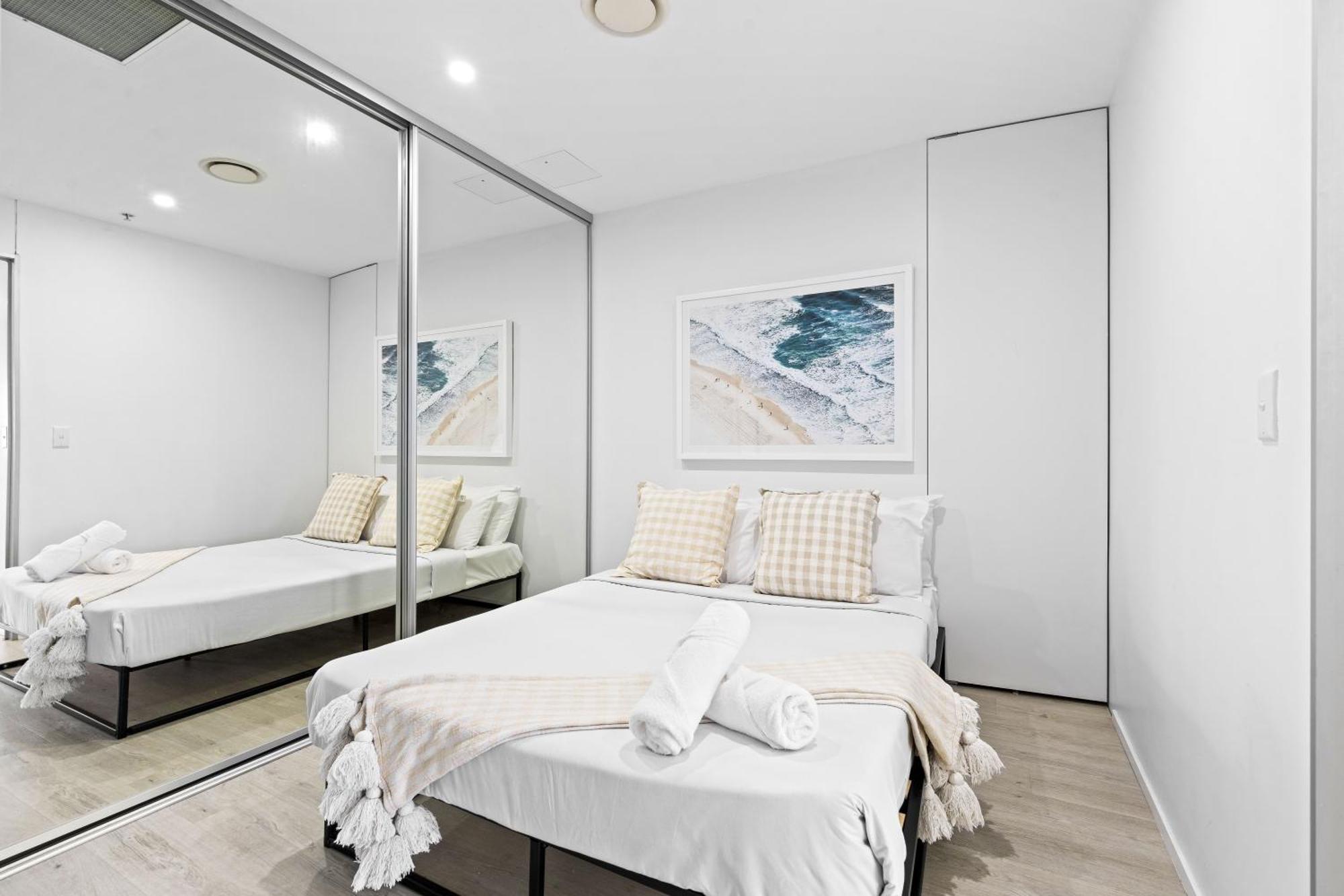 Circle On Cavill - Qstay Gold Coast Extérieur photo